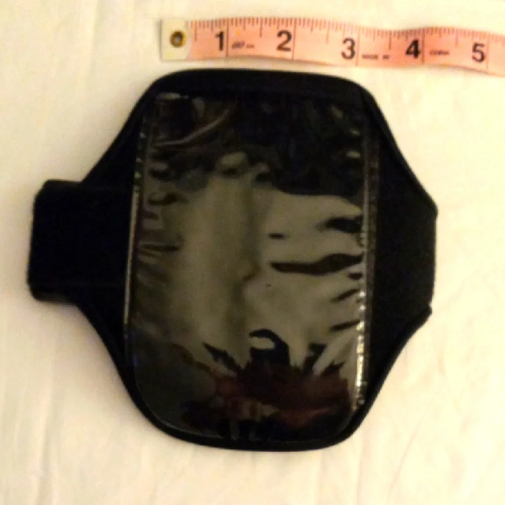 E-Circuit Sport Armband w/Adjustable Strap Black Approximately 3